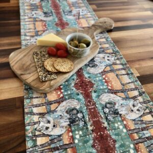 Dawn Maciocia Arctic Fox Table Runner