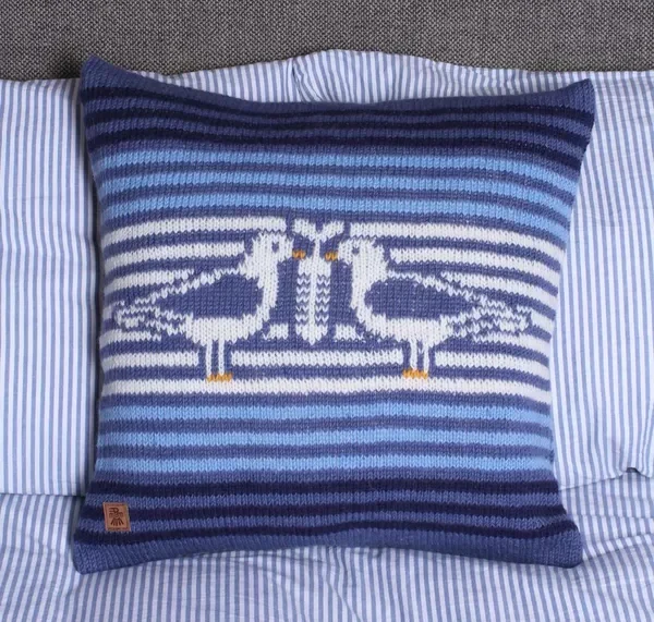 Seagull Cushion