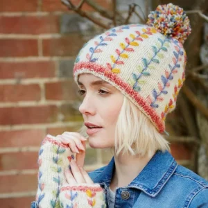Kylemore Cream Bobble Beanie