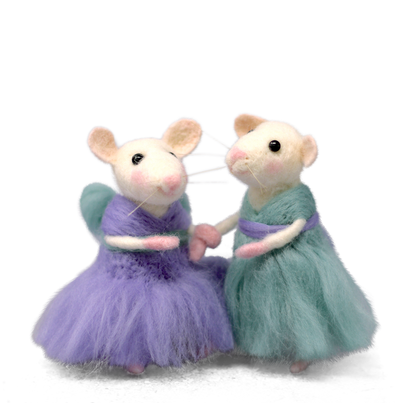 Poppy and Daisy Mice Needle Felting Kit