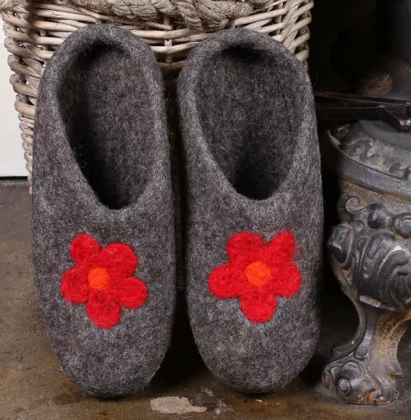 Slippers Daisy Bark